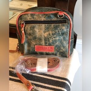 NWOT Bed Stu Leather Capture Crossbody Bag Dark Teal Cherry Lux MSRP $190